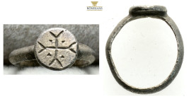 Byzantine finger-ring. Bronze finger-ring; engraved with cross potent. (1.04g, 11.7mm)