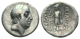 KINGS of Cappadocia. AR Drachm Condition: Very Fine

Weight: 3,77 gr. Diameter: 16,7 mm