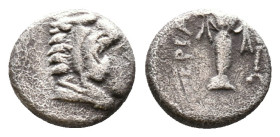 Mysia, Pergamon AR Diobol. Circa 310-282 BC. Head of Herakles right, wearing lion's skin / Archaistic Palladion: statue of Pallas Athena standing faci...