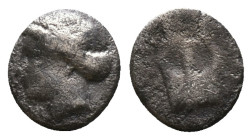 Ionia. Kolophon circa 389-350 BC. Diobol AR Laureate head of Apollo left / KOΛΟΦΩ - (uncertain magistrate name), lyre. Condition: Very Fine

Weight:...