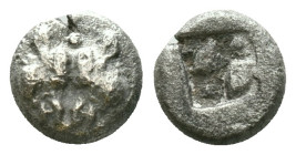 Lesbos, Mytilene AR Diobol, ca 500-450 Obv: Two confronted boar heads. Rev: Incuse square punch. Condition: Very Fine

Weight: 1,25 gr. Diameter: 9,...
