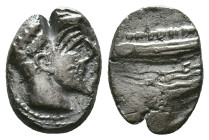 PHOENICIA, Arados. Uncertain king. Circa 420-400 BC. AR Third Shekel Condition: Very Fine

Weight:2,90 gr. Diameter:16,1 mm