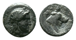 LESBOS. Mytilene. (Circa 400-350 BC). AE Bronze Obv: Laureate head of Apoll right. Rev: Head of bull right. Condition: Very Fine

Weight: 0,66 gr. D...