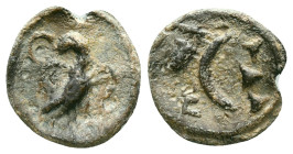 Byzantine Lead Seals. Circa 7th – 12th Century. Reference : Condition: Very Fine 

Weight: 2,14 gr. Diameter: 15,3 mm