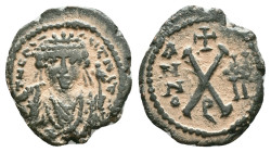Tiberius II Constantine, AD.578-582. AE
"Repatinated"

Reference : Condition: Very Fine

Weight: 2,27 gr. Diameter: 17,1 mm