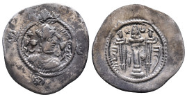 Sasanian Empire (224–651 CE)Silver Drahm AR Hormizd IV Circa 579–590 CE Reference: Condition: Very Fine

Weight: 4,02 gr. Diameter: 29,5 mm
