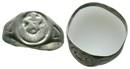 Crusaders Silver Cross Ring , Circa 10th-12th Century AD Reference : Condition: Very Fine

Weight: 1,88 gr. Diameter: 19,4 mm
