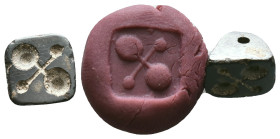 Steatite Stamp Seal Late Sasanian to early Islamic transition period (6th–8th century CE). Reference: Condition: Very Fine

Weight: 1,72 gr. Diamete...