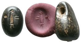 Soft Stone Stamp Seal with Anthropomorphic Motif Reference: Condition: Very Fine

Weight: 3,79 gr. Diameter: 21,1 mm