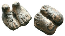 ANCIENT ROMAN BRONZE FOOT FIGURINE.(Circa 2th Century).Ae. Reference: Condition: Very Fine

Weight: 4,15 gr. Diameter: 13,4 mm