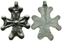 BYZANTINE EMPIRE.Bronze Cross.(8th-10th century).Ae. Reference: Condition: Very Fine

Weight: 17,9 gr. Diameter: 50,4 mm
