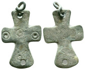 BYZANTINE EMPIRE.Bronze Cross.(8th-10th century).Ae. Reference: Condition: Very Fine

Weight: 3,12 gr. Diameter: 30,2 mm