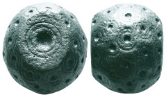 ANCIENT ISLAMIC BRONZE COMMERCİAL WEIGHTS (15th-19th).Ae. Reference: Condition: Very Fine

Weight: 57,9 gr. Diameter: 22,6 mm