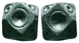 ANCIENT ISLAMIC BRONZE COMMERCİAL WEIGHTS (15th-19th).Ae. Reference: Condition: Very Fine

Weight: 14,4 gr. Diameter: 15,8 mm