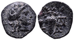 AEOLIS. Temnus. 2nd-1st centuries BC. Obv: Laureate head of Apollo right. Rev: T-A Bunch of grapes, monogram to right. Æ 13mm, 1,57g