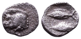 MYSIA. Kyzikos. Circa 450-400 BC. Obv: Forepart of boar to left. Rev: Two tunny fish swimming in opposite directions, one atop the other. AR 6mm, 0,22...
