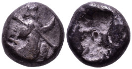 ACHAEMENID EMPIRE. AR Siglos 14mm, 5,37g