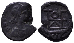 Theodosius II, 402-450. Æ 13mm, 1,34g