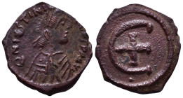 Justinian I, 527-565. Æ 16mm, 1,93g