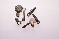 Lot of 7 Objects *Sold as seen* No return