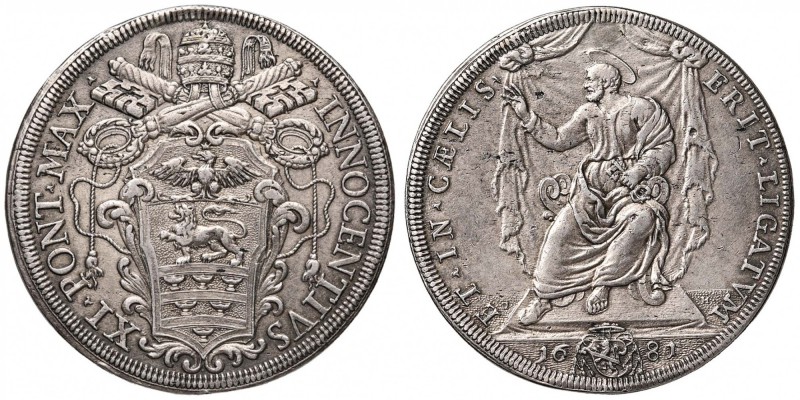 Innocenzo XI (1676-1689) Piastra 1681 - Munt. 33 AG (g 31,80) R Foro abilmente o...