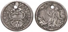 Clemente XI (1700-1721) Giulio A. V - Munt. 118 AG (g 2,77) RR Forato, poroso al R/ 
qBB