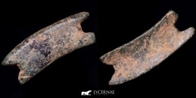 Celtics Bronze Precoinage 3,55 g. 28x9 mm. Hispania,Galia V - III B.C. gF
