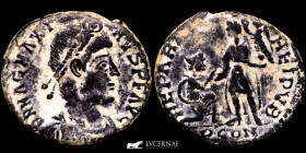 Magnus Maximus Bronze Maiorina 5,20 g. 23 mm. Arles 383-388 A.D. Choice fine
