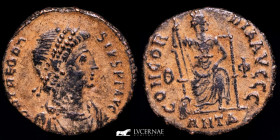 Theodosius I Bronze Follis 2,50 g.16 mm. Antioch 375/95 AD gVF