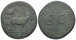 Julia Titi, AD 79-90/1. AE, Sestertius. 22.11 g. 33.69 mm. Rome. Struck under her father Titus, 80-81.
Obv: DIVAE IVLIAE AVG DIVI TITI F / S P Q R. C...