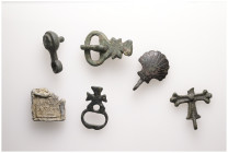 Lot of 6 unclassified See picture. LOT SOLD AS IS, NO RETURNS (H-33)