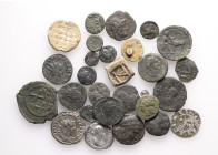 Lot of 28 unclassified See picture. LOT SOLD AS IS, NO RETURNS (H-79)