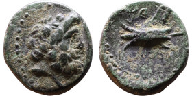 Phoenicia Arados (II Century BC) Bronze coin. Obverse: Diademed head of Poseidon right Reverse: Stern or ram of galley, unclear date below.

14mm 3,...
