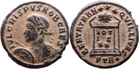 Crispus (Caesar: 317-326) Follis. Obv.: Laureate, draped and cuirassed bust Rev.: BEATA TRANQVILLITAS, altar inscribed VOTIS XX

18mm 2,62g

Artif...