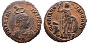 Arcadius (395-408 AD).follis. Obv.: DN ARCADIVS PF AVG; bust of emperor. Rev: GLORIA ROMANORVM, emperor standing front, looking right, holding standar...