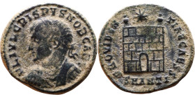 Crispus (Caesar: 317-326) Follis. Obverse:Laureate, draped and cuirassed bust Rev: Campgate

19mm 3,32g