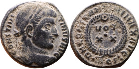 Constantinus I (306-337) follis. Obv: Cuirassed bust of emperor Rev: VOT XX

17mm 3,37g
