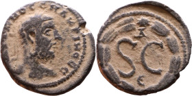 Macrinus (217-218) Syria: Antioch Obv: Bust of emperor. Rev: Large S C

19mm 5,10g

Artificial sand patina