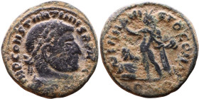 Constantinus I (306-337 AD). Follis. Obv: IMP CONSTANTINVS PF AVG. laureate bust of Constantinus left. Rev: SOLI INVICTO COMITI. Sol standing left hol...