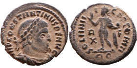 Constantinus I (306-337 AD). Follis. Obv: IMP CONSTANTINVS PF AVG. laureate bust of Constantinus left. Rev: SOLI INVICTO COMITI. Sol standing left hol...