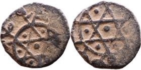 Middle Ages (X-XV century) – Bronze Coin

10mm 0,43g

Artificial sand patina