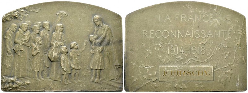 France, Plaquette en bronze argenté 1918 

France. Plaquette en bronze argenté...