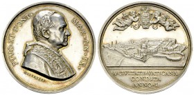 Pius XI, AR Medaille 1930, Gründung des Vatikanstaates 

Italien, Vatikan. Pius XI (1922-1939). AR Medaille 1930 (44 mm, 38.86 g), von Mistruzzi. Au...