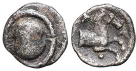 GRÈCE ANTIQUE - GREEK
Béotie, Tanagra. Obole ND (387-375 av. J.-C.).
BMC.44p.52 ; Argent - 0,66 g - 10,5 mm - 3 h
TTB.