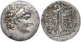 GRÈCE ANTIQUE - GREEK
Syrie, royaume séleucide, Antiochos VIII Grypus (125-96 av. J.-C.). Tétradrachme ND (121-113 av. J.-C.), Antioche.
SC.2298.1a - ...
