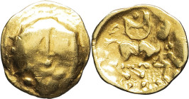 GAULE - CELTIC
Atrébates. Quart de statère au croissant ND (80-50 av. J.-C.).
DT.41 - LT.8590 v. ; Or - 1,97 g - 12,5 mm - 12 h
TTB.