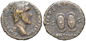 EMPIRE ROMAIN - ROMAN
Antonin le Pieux (138-161). As ND (143-144), Rome.
RIC.736A ; Bronze - 9,59 g - 25 mm - 5 h
TB à TTB.