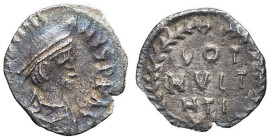 EMPIRE BYZANTIN - BYZANTINE
Justinien (527-565). Silique ND (534-539), Carthage.
BMC/B.350 ; Argent - 0,82 g - 14,5 mm - 3 h
TTB.