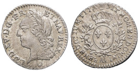 FRANCE / CAPÉTIENS - FRANCE / ROYAL
Louis XV (1715-1774). Dixième d’écu à la vieille tête 1773, AA, Metz.
Dy.1688 - G.293 ; Argent - 2,92 g - 22 mm - ...