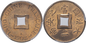 INDOCHINE - INDOCHINA
IIIe République (1870-1940). Sapèque 1902, A, Paris.
Lec.19 ; Bronze - 20 mm - 6 h
Top Pop : c’est le plus bel exemplaire gradé ...